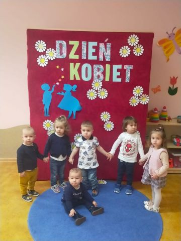 Dzień Kobiet w Samorządowym Klubie Dziecięcym w Gorzkowicach