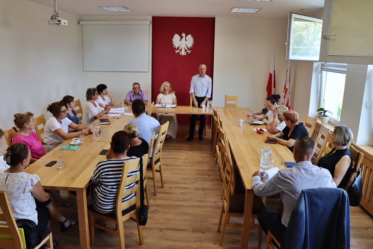 spotkanie przedstawicieli stowarzyszeń z Wójtem Gminy Gorzkowice