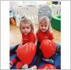 Galeria zdjęć: Walentynki w Samorządowym Klubie Dziecięcym w Gorzkowicach.. Link otwiera powiększoną wersję zdjęcia.