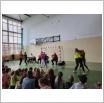 Galeria zdjęć: Koncert muzyczny w Szkole Podstawowej w Gorzkowicach. Link otwiera powiększoną wersję zdjęcia.