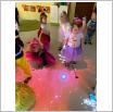 Galeria zdjęć: Bal Karnawałowy w Samorządowym Klubie Dziecięcym w Gorzkowicach. Link otwiera powiększoną wersję zdjęcia.