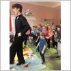 Galeria zdjęć:  Pokaz tańca towarzyskiego w Przedszkolu Samorządowym w Gorzkowicach. Link otwiera powiększoną wersję zdjęcia.