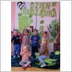 Galeria zdjęć: Dzień Dinozaura w Samorządowym Klubie Dziecięcym w Gorzkowicach.. Link otwiera powiększoną wersję zdjęcia.