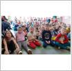 Galeria zdjęć: Wyjątkowa lekcja muzyki w Przedszkolu Samorządowym w Gorzkowicach. Link otwiera powiększoną wersję zdjęcia.
