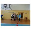 Galeria zdjęć: Przekazanie sprzętu sportowego przez rodziców uczniów SP w Gorzkowicach. Link otwiera powiększoną wersję zdjęcia.